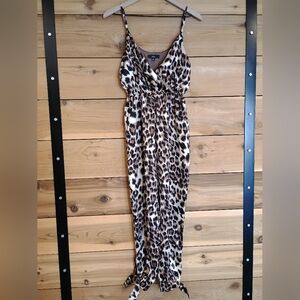 Lulus Cheetah Leopard Pant Jumpsuit Sz Small Animal Print
